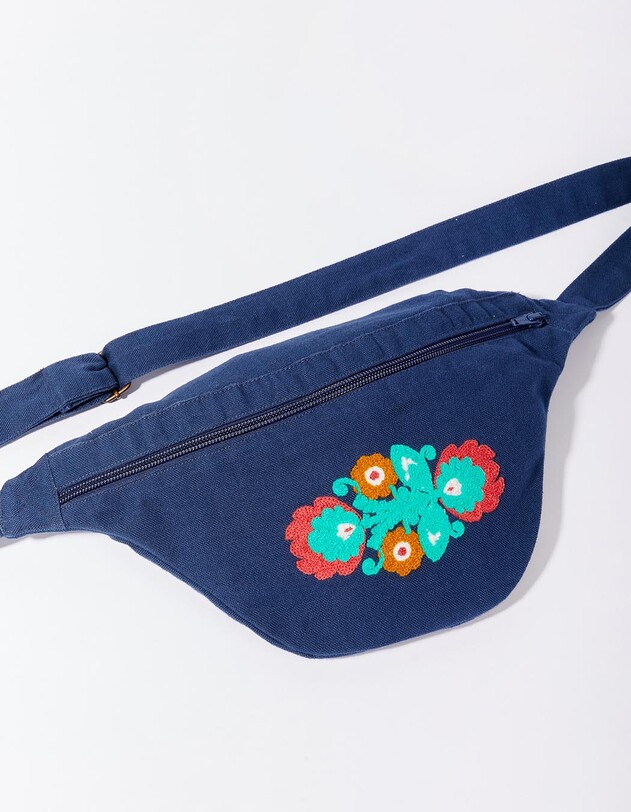 Embroidered cotton belt bag femme La Fianc&eacute;e