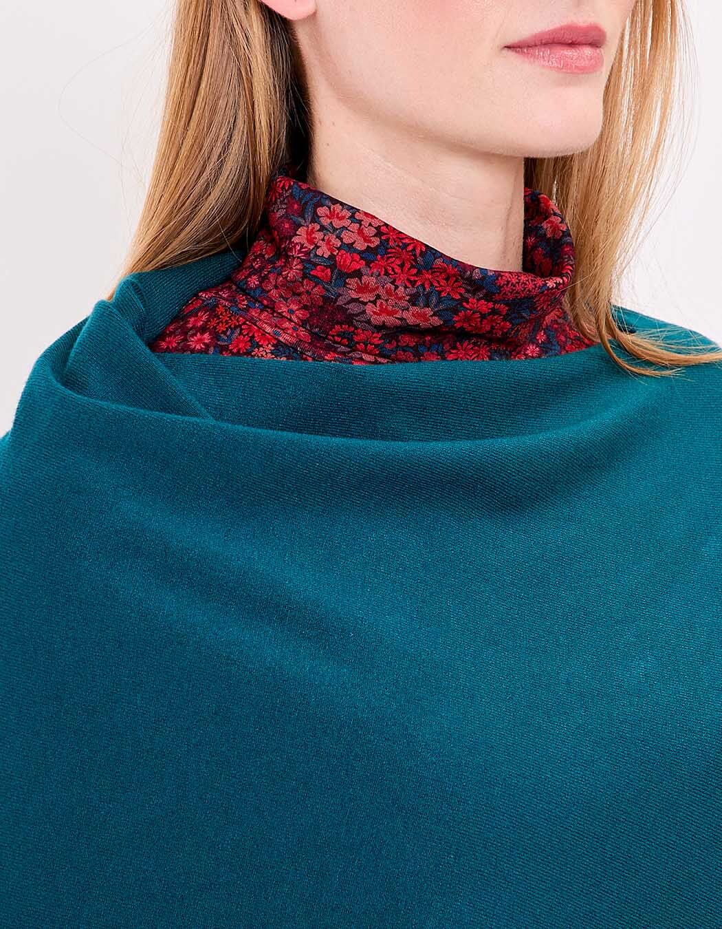Women's knit poncho femme La Fiancée
