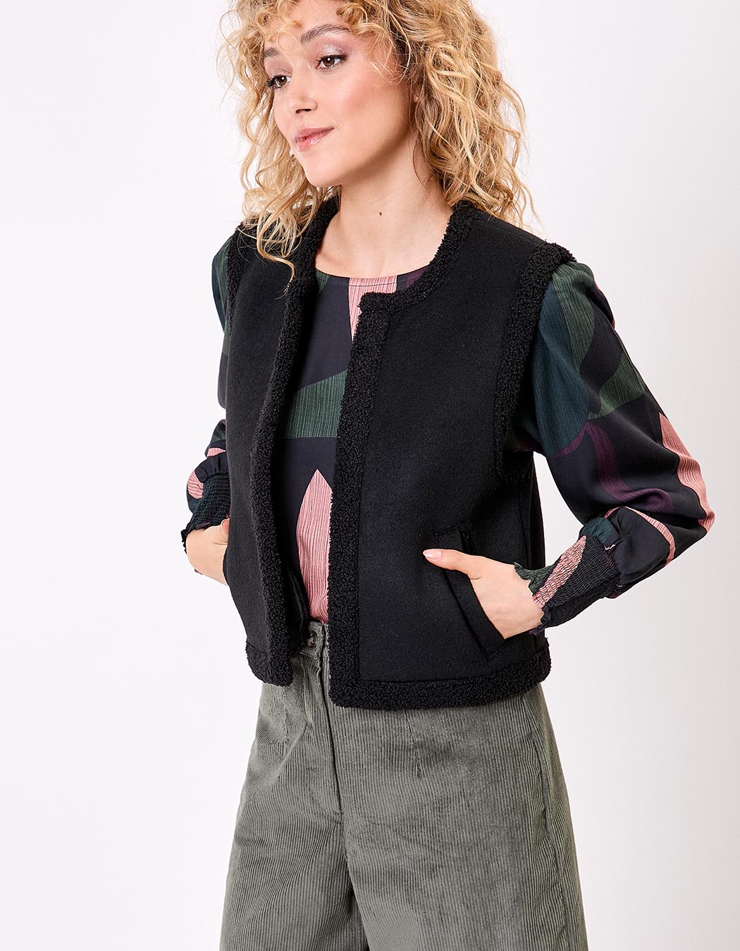 Sleeveless wool-lined vest femme La Fiancée
