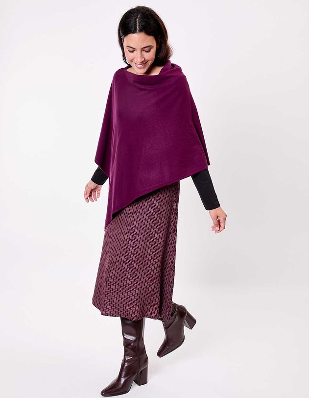 Womens knit poncho femme La Fianc&eacute;e