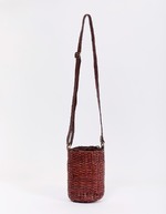 Woven leather bucket bag femme La Fiancée