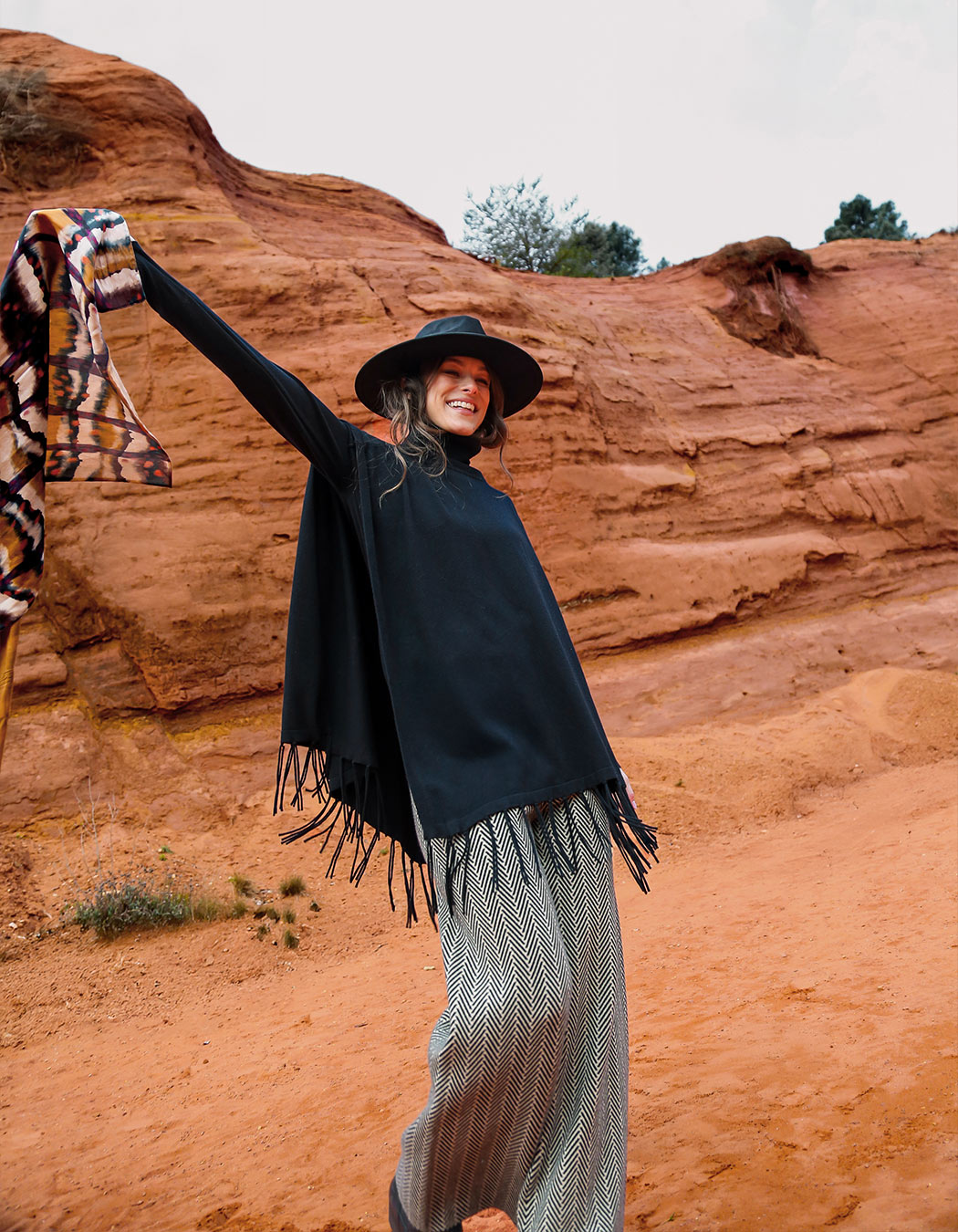 Knit turtleneck poncho femme La Fianc&eacute;e