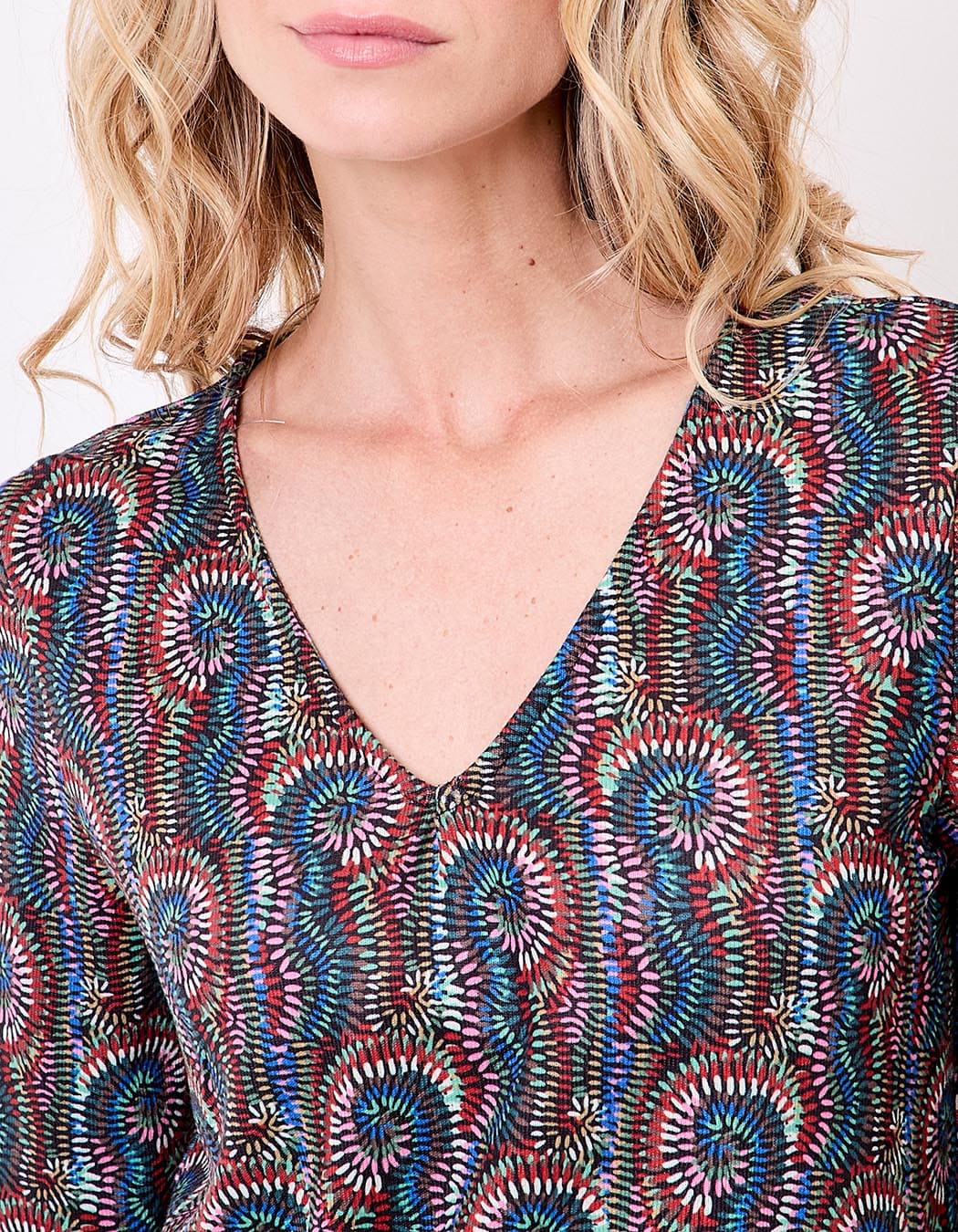 Fluid knit V-neck T-shirt femme La Fiancée