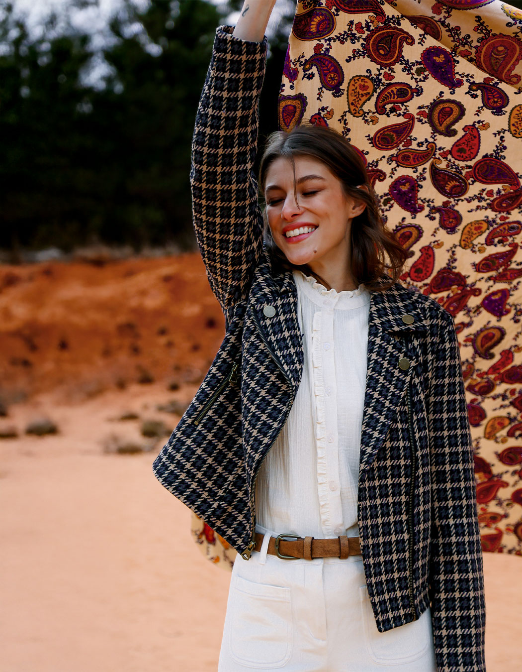 Short woolen jacket femme La Fiancée