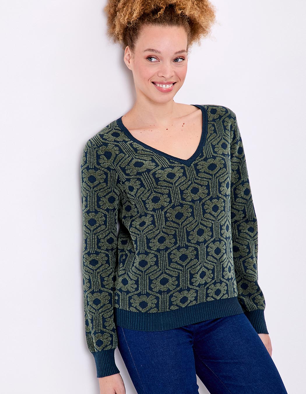 Jacquard knit V-neck sweater femme Princesse Nomade