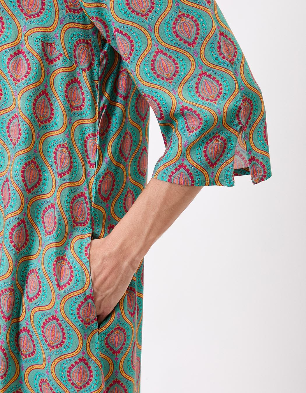 Flowy flared dress with 3/4 sleeves femme La Fiancée