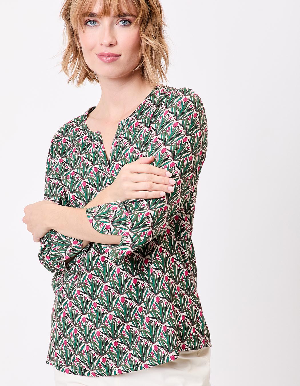 Flowy Tunisian collar blouse femme La Fiancée