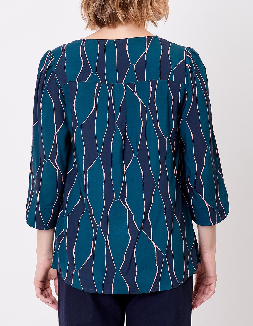 Flowy Tunisian collar blouse femme La Fianc&eacute;e