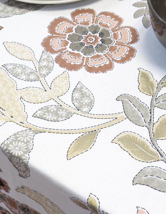 Rectangular printed cotton tablecloth femme La Fianc&eacute;e