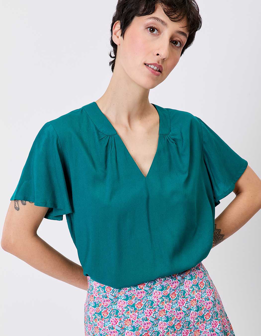 Loose flowy V-neck top femme Princesse Nomade